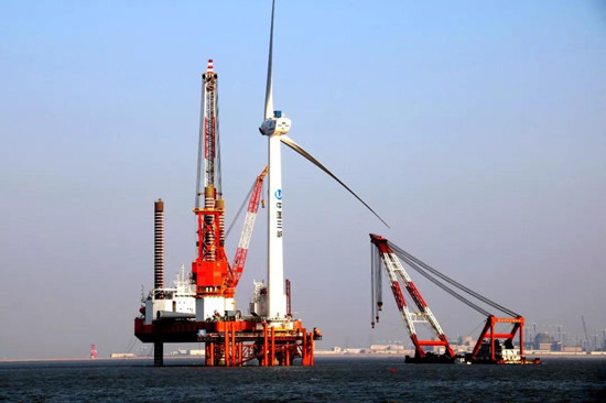 引爆吊裝圈！亞太地區(qū)單機(jī)容量最大風(fēng)機(jī)成功完成吊裝 難度到底有多大?