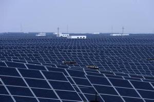 鹽城經(jīng)濟(jì)技術(shù)開發(fā)區(qū)獲評“中國光伏智能制造示范基地”