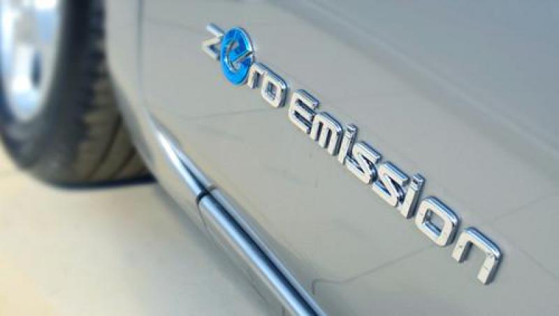 稅收政策助力新能源汽車 逾5億元大單搶籌9只股