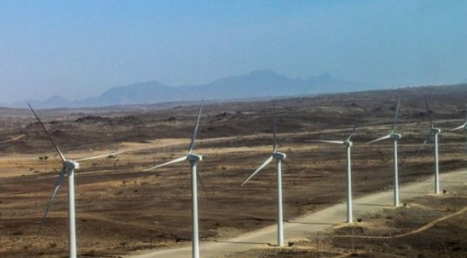 圖爾卡納湖風(fēng)電場連接到電網(wǎng)